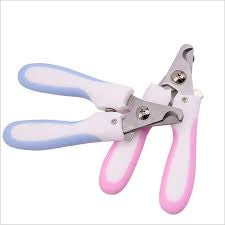 COUPE GRIFFE ONGLE AVEC LIME (Copie)